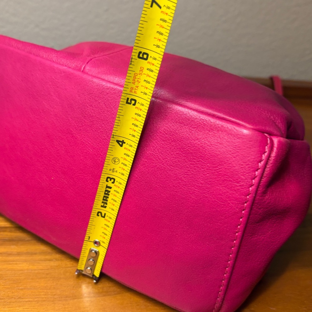 HOBO Darling Fuchsia Leather Women's Bag - Picture 7 of 14